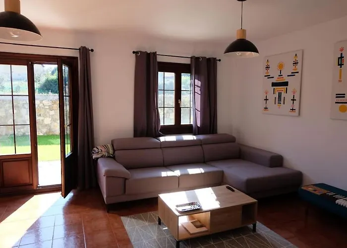 Casa Uri Holiday home *